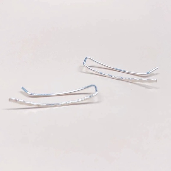 “Devotion” Minimalist Hammered Metal Climber/Crawler Dainty Gold/Silver Earrings - Picture 6 of 7